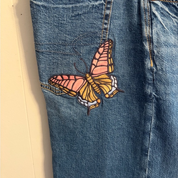 American Eagle Outfitters NWOTSydney Sweeney Low Rise Ultra Wide Jeans Low Rise - Picture 2 of 10